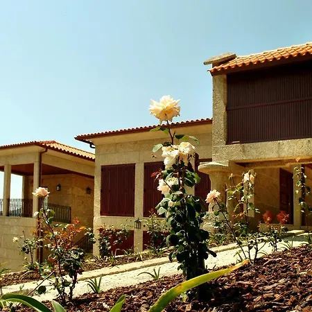 Casa De Cima De Vila مزرعة للإقامة