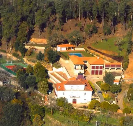 Casa De Cima De Farm stay *