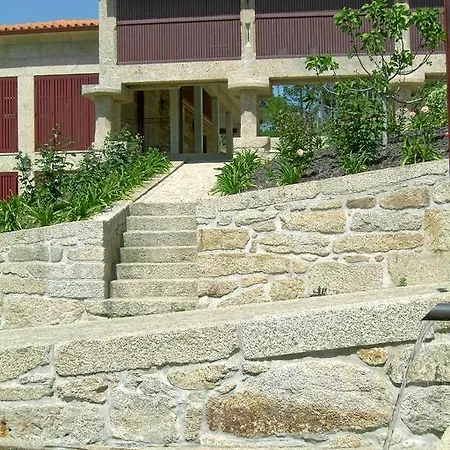مزرعة للإقامة Casa De Cima De Vila *