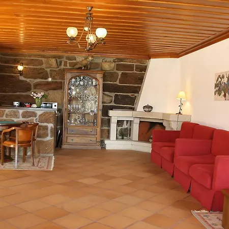 Casa De Cima De Vila