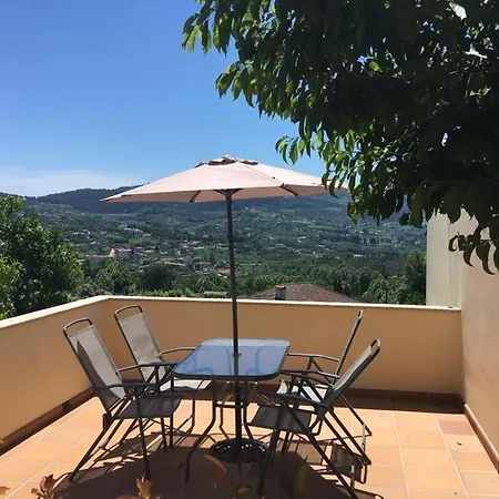 Casa De Cima De Vila مزرعة للإقامة *
